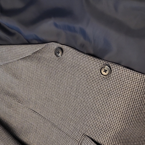 Mens sport coat size 46 long by Stafford. Slightly used blue/gray material. - Picture 5 of 7